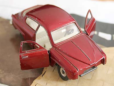 dinky-saab-1 dinky-saab-1