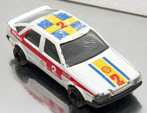 saab-9000-corgi