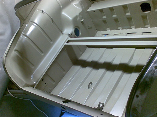 saab-96-boot