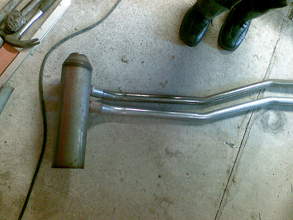exhaust-pipes-1 exhaust-pipes-1