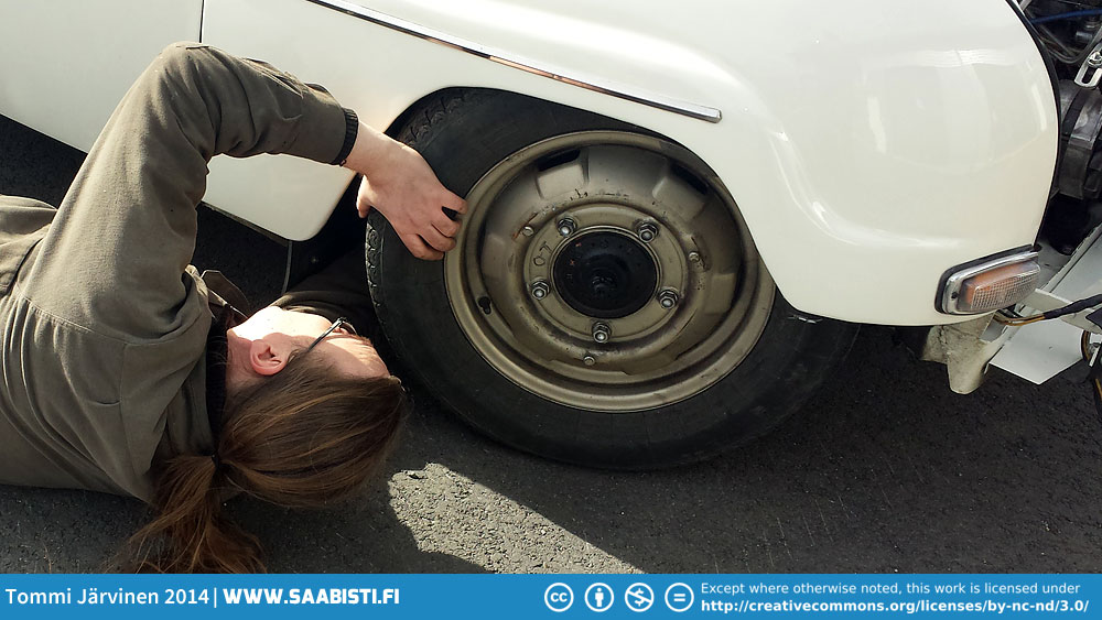 The passenger side tie rod is not quite as accessible...
