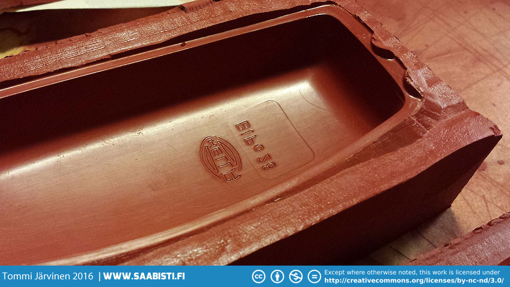 Even the Hella company logo is reproduced very nicely in the mold.