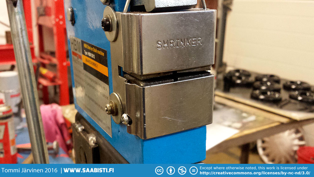 Shrinker Stretcher jaws