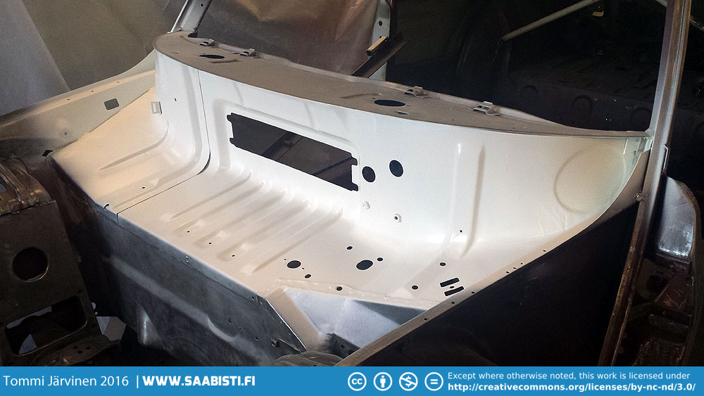 Before welding in the piece we cleaned and painted the heater area. It's not easy to do afterwards.
